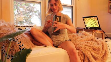 Unshaved MILF with huge tits gets off for the first time in a long time