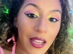 Brunette amateur babe strips off and masturbates