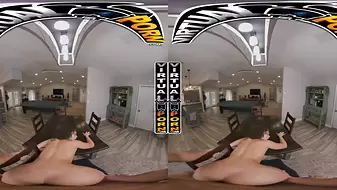 VIRTUAL PORN - Willow Ryder Woke Up Horny, Demands You Fuck Her Big Ass Hard #VR