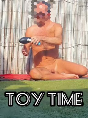 Large Buttplug, Fucking Myself in the Garden