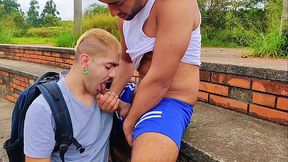 Fugiram do treino e foram meter na arena abandonada