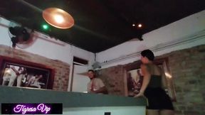 sexo em cima da mesa de sinuca com zgaucho pussyhunter e as meninas argentinas