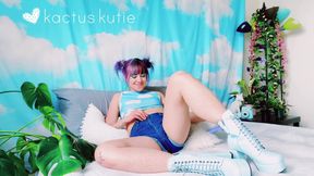 Kute Kum on Kloud 9