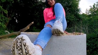 Katis 6 days dirty sweaty socks and Sweaty Shoes Fila sneakers shoeplay lick my dirty sneakers clean