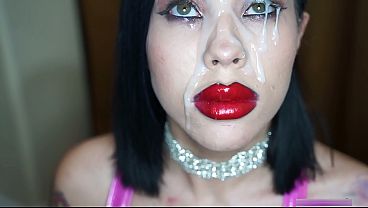 Bimbo Dick Sucking Gets Massive Facial