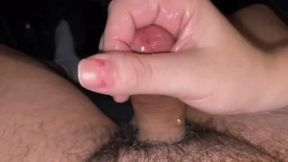 UP AND CLOSE HANDJOB - HD