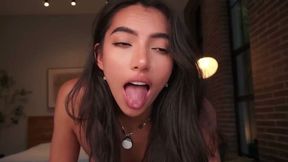 Helena Cherry Private Show