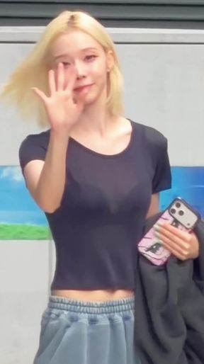 K-pop idols show off their cute moves