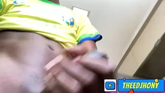 Theedjhony masturbating