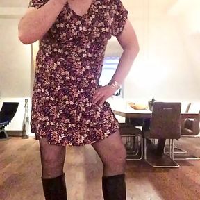 Nicki-Crossdress Summer-Dress, black Stockings &amp; High-Heel-Boots