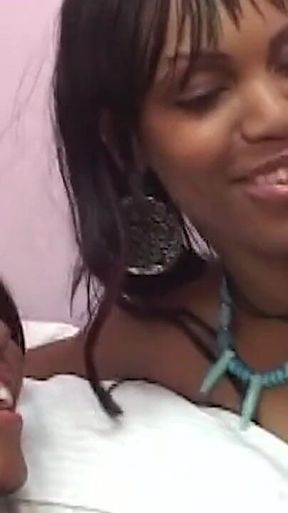 Two Horny Ebony Dime Pieces Grind and Toy Wildly
