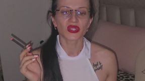 I want to become the smoking queen for your desires 8K