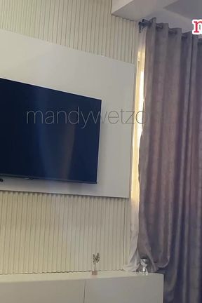 She's More Appealing Than the Pizza She Delivered Sweet Sexy Lady I Met Today