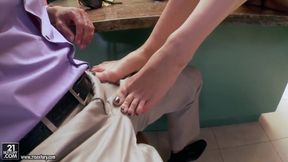 Tiffany has her feet worshiped by a fetishist