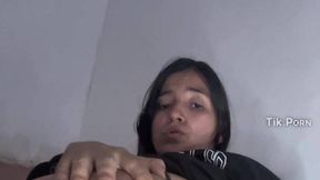 Video uploaded by @mayrivers @Ass Fingering and #Nude #Big Ass #Brunette #Solo video gratis sexy | Tik.Porn