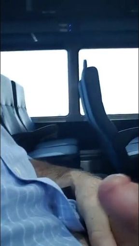 Jerking off on the bus....Big Cum Shot