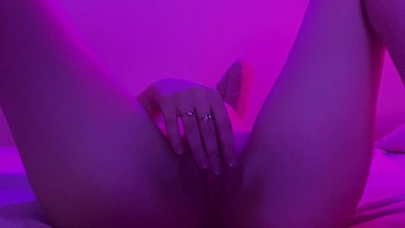 At night I show how much I love to masturbate while my parents are not at home - Arina Fox