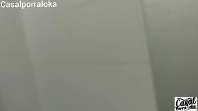 uma rapidinha no banheiro da emi rippi deu ruim pra nois