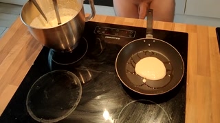 Top Chef Naked French Twink Edition 2 : New Recipe of Healthy Pancake and French Sausage