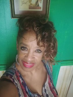 Hot Furry Pussy in Lady Leo Lyne's playhouse