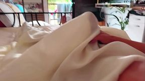 Bom dia putinhos, acordei com muito tes&atilde_o, meu est&aacute_ duro e sado, louca para derramar todo o meu leite na sua boca