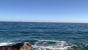entrain de jouer avec ma.. au bord de la mer