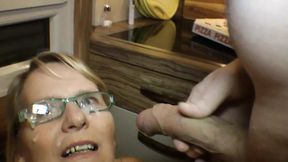 Cumshot on the glasses Milf