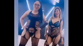 La china Ruth Morales y Aydee Coronado