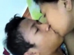 malay - uh uh ahh sakit la