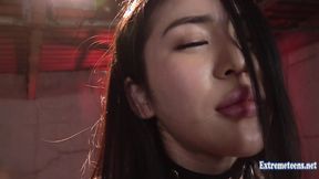 ”Idol Shiomi Akari Likes Being Punched”