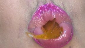 Really Crazy!! I Swallowed Big Goldfish!