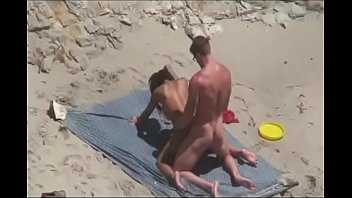 Compilation en la playa civilfuck.com