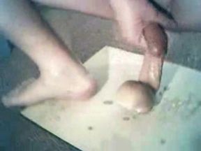 I worked my hole until the juice drips out of the cock.