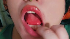 Mouth Fetish! Sloppy show off of my lips &amp; tongue