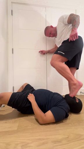 Trampling &amp; Face Sitting Session!