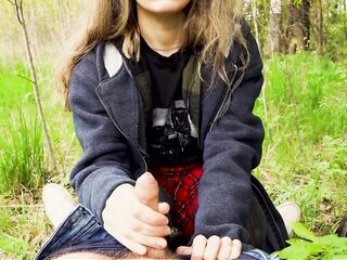 I took my girlfriend to the forest and persuaded her to masturbate to me in a cock-sock.