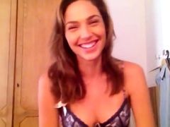 Gal Gadot sexy in bra