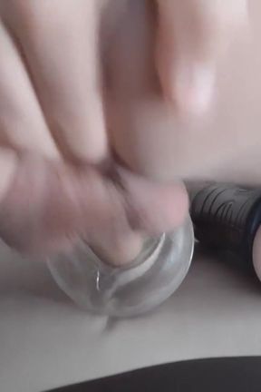 2 tight fleshlights made me cum