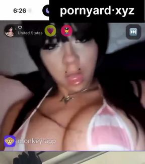 Homemade amateur teen's surprise reaction