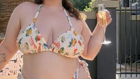 BBW Audio Erotica | Poolside Voicemail Solo Masturbation