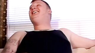 Mature gay sucks a fat guys cock while he was masturbating