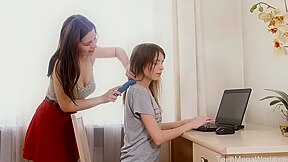 Brunettes, Dildo And A Laptop Full Video