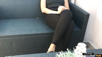 An experienced realtor always gets his way, the tenant was fucked and got a discount.