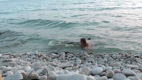 bbw wife seduced a stranger on the beachpublic blowjob for a totally stranger ...