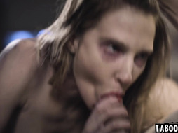 Ashley dutifully bounce on Tommy's cock