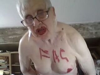 Sissy slag Sarah's exposure humiliation - is it hunk or female? Solely knows that it just desires weenie up its shithole