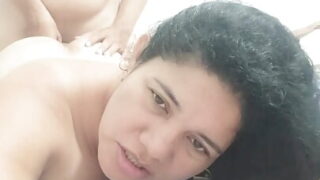 69, hôn – quan hệ tình dục thô bạo với gái nghiệp dư