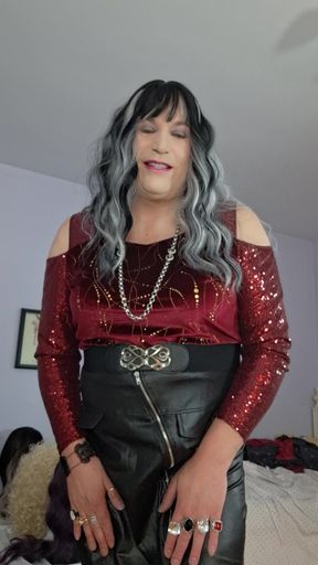 Hot young men love me!