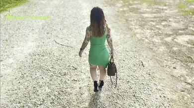 I LOVE SUCKING DICK AT THE PUBLIC PARK!!!