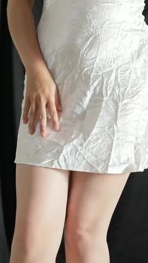 Muslim Hijab Indian-Style Satin Try-On - Curvy Big Ass &amp; Shiny Fabric Tease   Clip 1